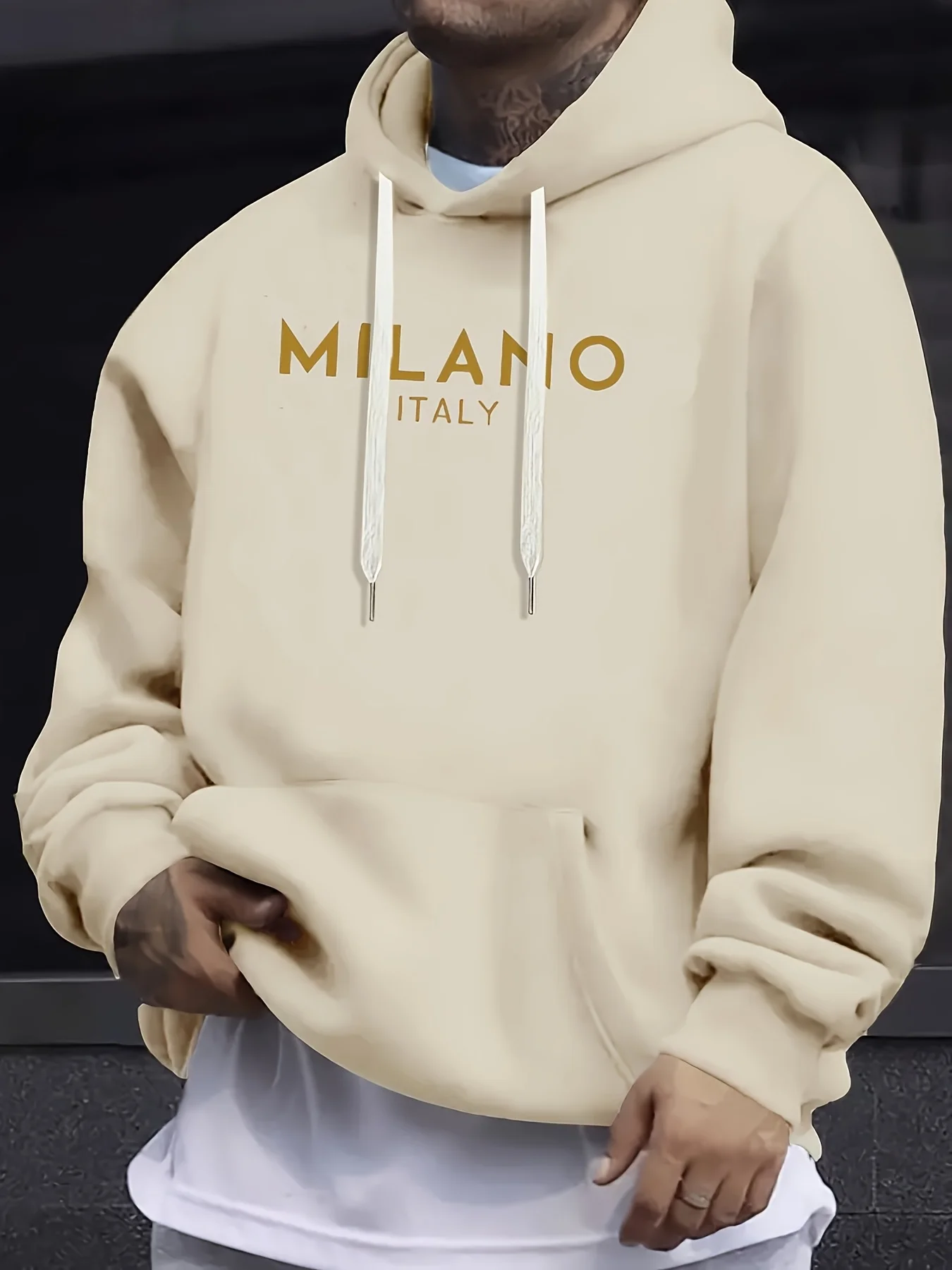 Street Fashion Milano - 2026 秋冬フード付きスウェットシャツ、MILANO プリントストリートカジュアルヒップホップファッション、男性と女性の服