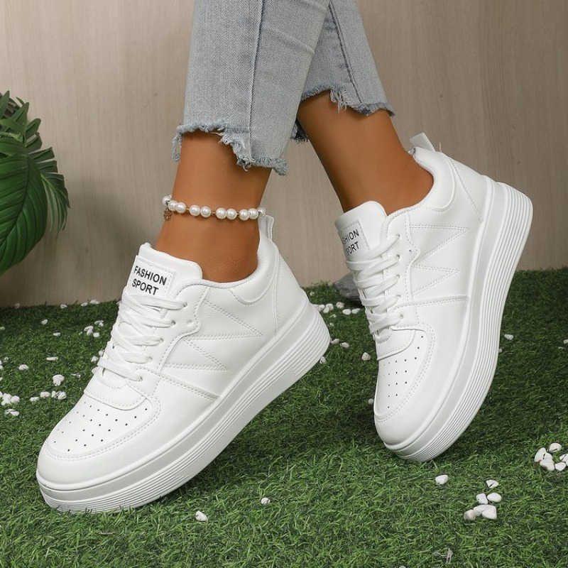 レディース プラットフォームスニーカー ラウンドトゥ チャン - Chunky Sneaker Platform のレビューと価格