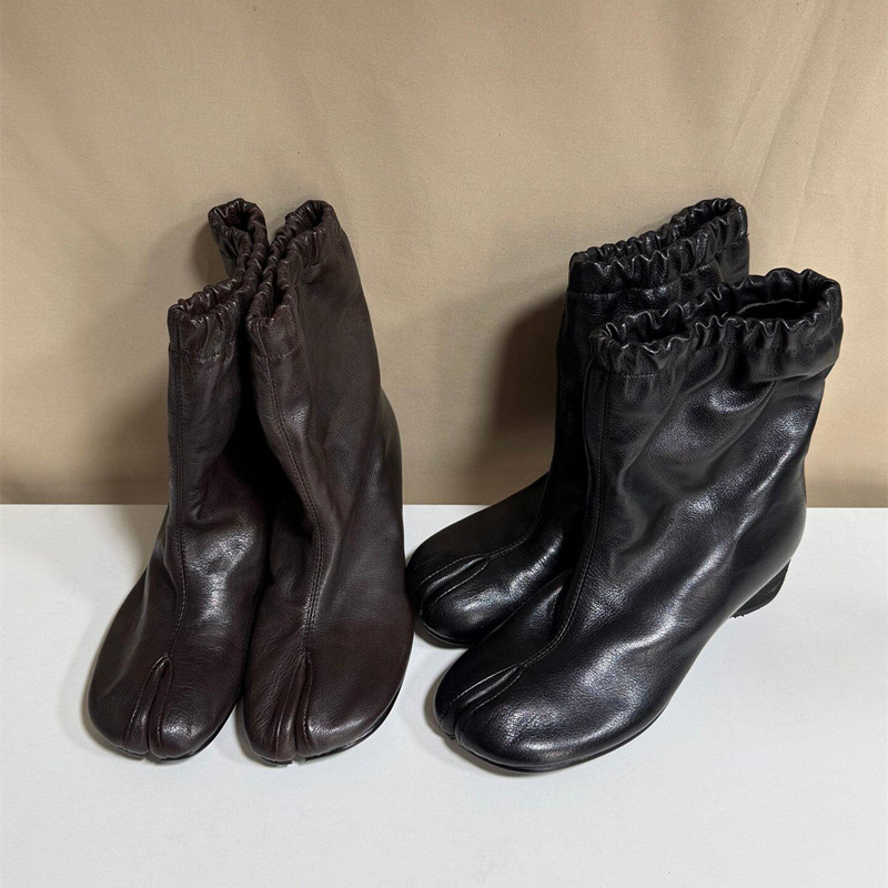 秋冬ファッション　伸縮性バンド付き　スプリットトゥ　レディー - Street Fashion Rome のレビューと価格
