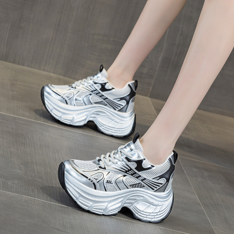 8cm隠し身長アッププラットフォームスニーカー レディース  - Chunky Sneaker Platform のレビューと価格