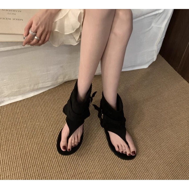 2025年春 クリップトゥ フラットサンダル 夏のファッショ - Street Fashion Rome のレビューと価格