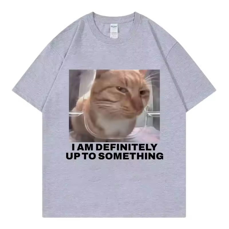 私は間違いなく何か面白いことをしている猫ミームTシャツハイス - Street Fashion Definition のレビューと価格