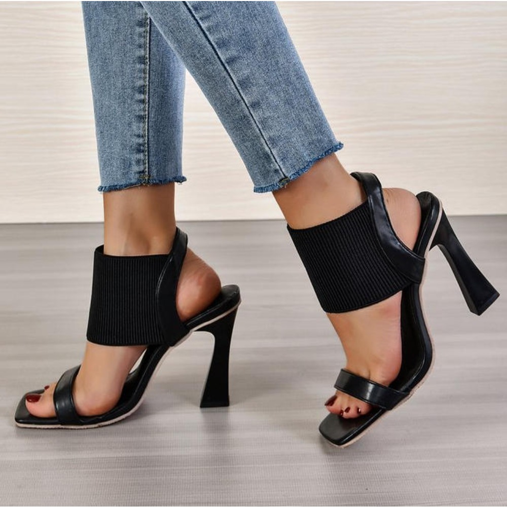 スクエアトゥハイヒールサンダル レディース エラスティックス - Street Fashion Rome のレビューと価格