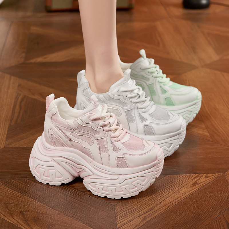 レディースファッション 厚底プラットフォームスニーカー 通気 - Chunky Sneaker Platform のレビューと価格
