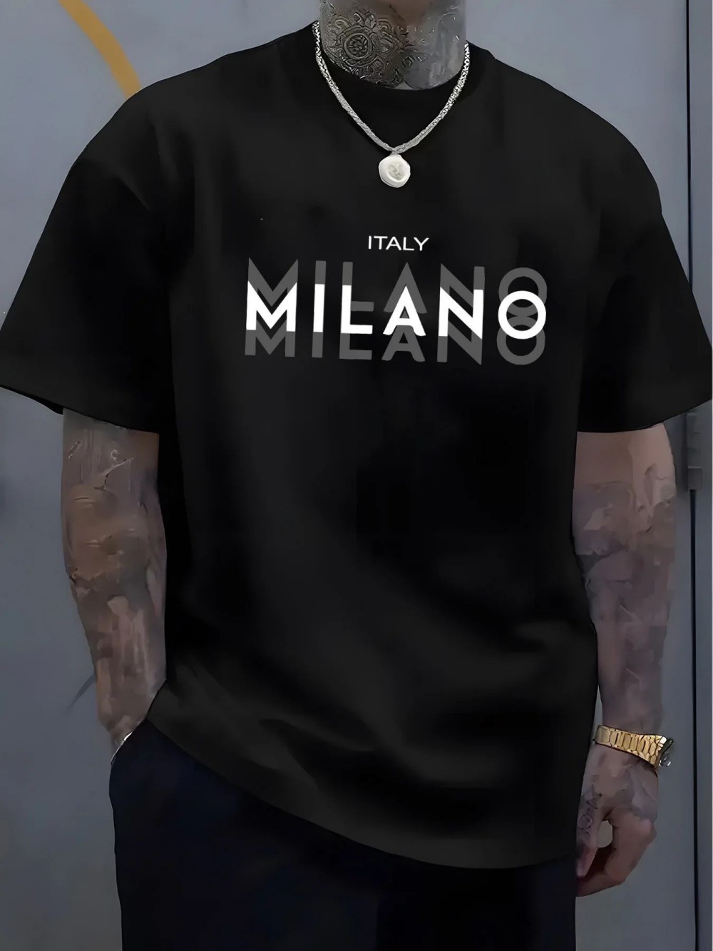 MILANO レタープリント男性女性スポーツ Tシャツアウト - Street Fashion Milano のレビューと価格