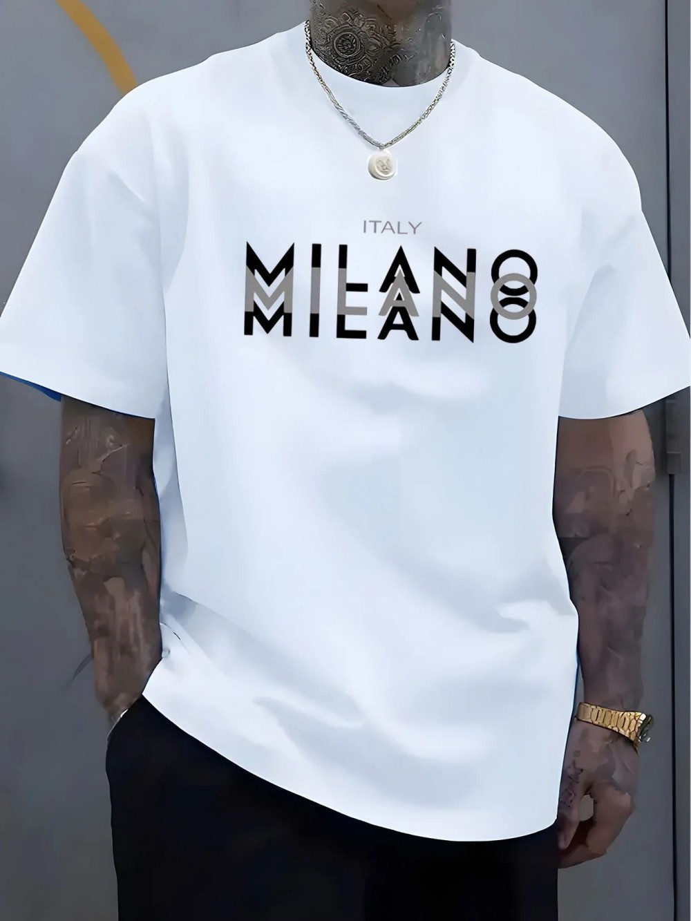 MILANO レタープリント男性女性スポーツ Tシャツアウト - Street Fashion Milano のレビューと価格